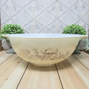 Pyrex Forest Fancies 444 Cinderella Mixing Bowl